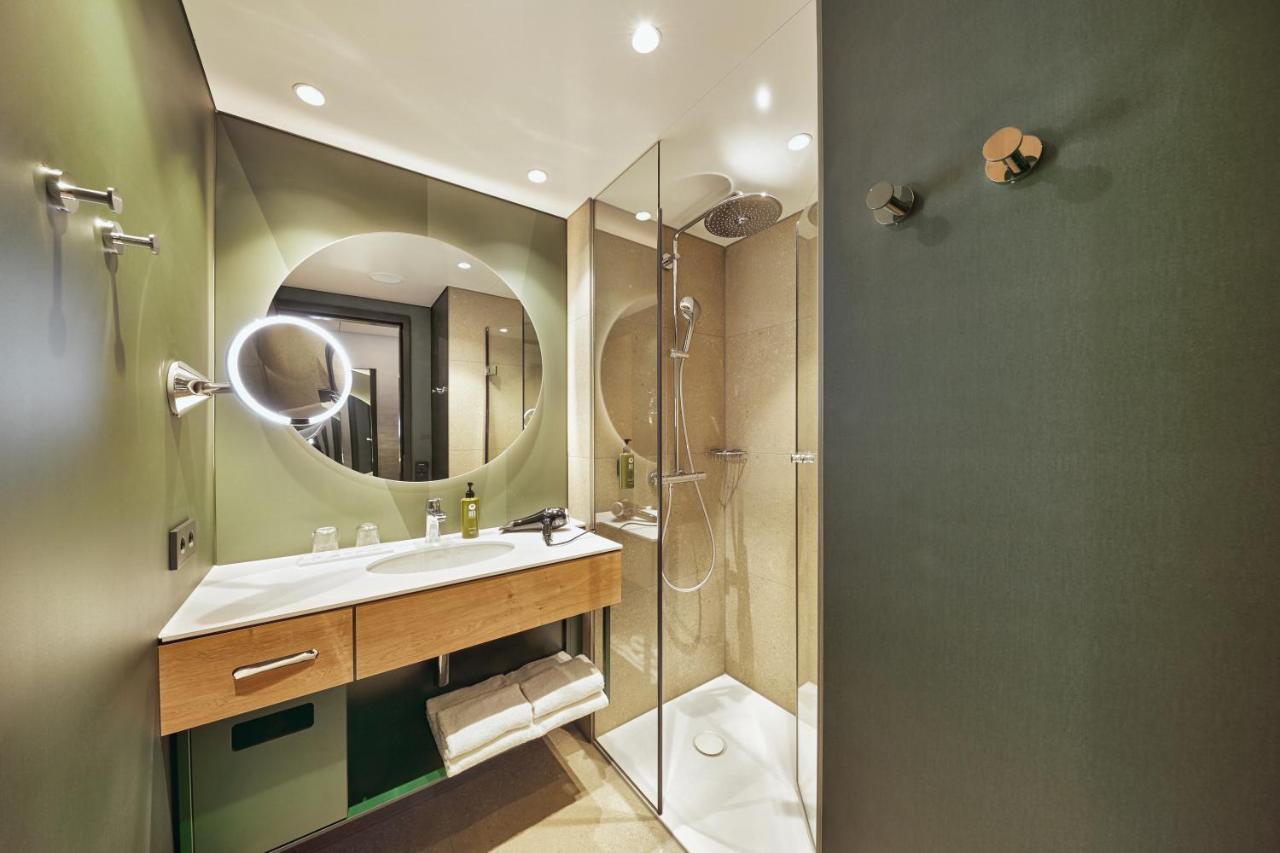 H+ Hotel Frankfurt แอชบอร์น ภายนอก รูปภาพ